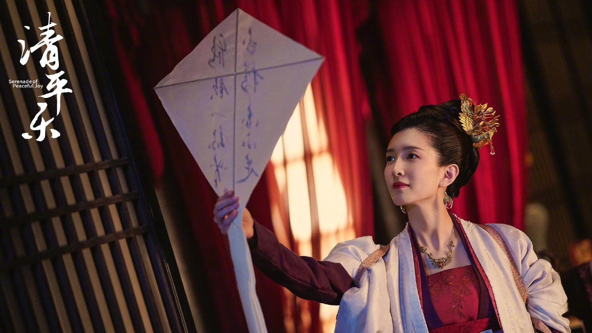 场上冲锋陷阵，场下观众欢呼，掌声雷动，冲锋陷阵上战场是什么动物