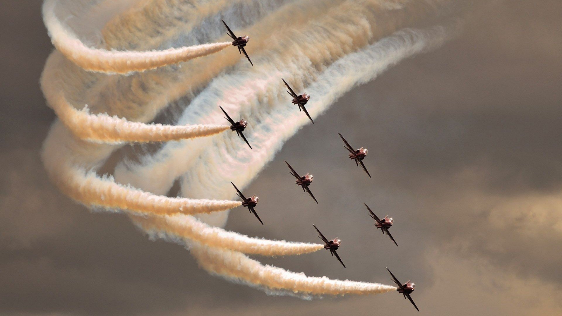 英超激情冲刺：每一场都精彩绝伦！，英超精彩集锦